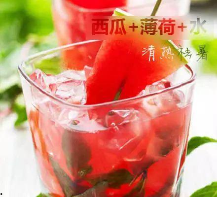 自制吃瓜饮品怎么做视频,自制夏日消暑吃瓜饮品制作教程