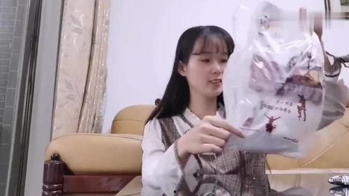 打工妹吃哈密瓜视频播放,视频播放引发网友热议