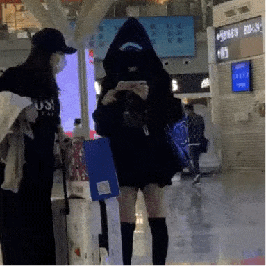 吴昕吃瓜女孩视频大全在线观看,趣味横生，笑料不断